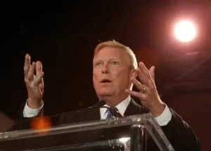 Former lawmakers plan new group to stop No Labels presidential bid